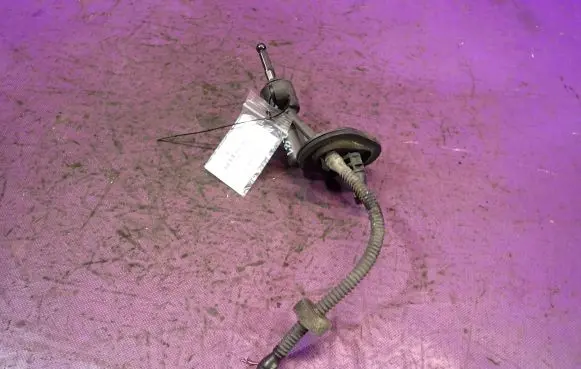 Clutch slave cylinder