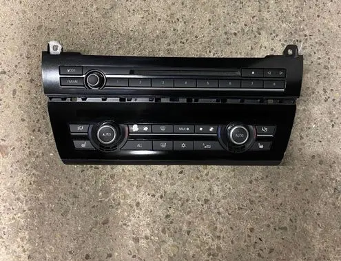 BMW 5 F10 F11 Climate control unit 9241241 0000383379