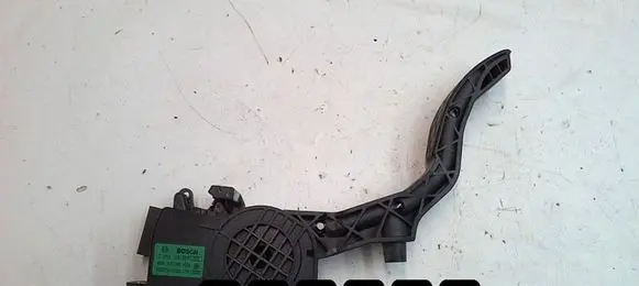 Seat Ibiza IV (6J,6P) Accelerator throttle pedal 6Q2721503E