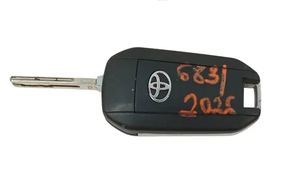 Toyota Proace Ignition key/card 9809825277
