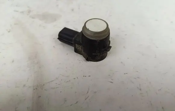 Maserati Levante Parking PDC sensor 0263013821 6Z15D 5310272