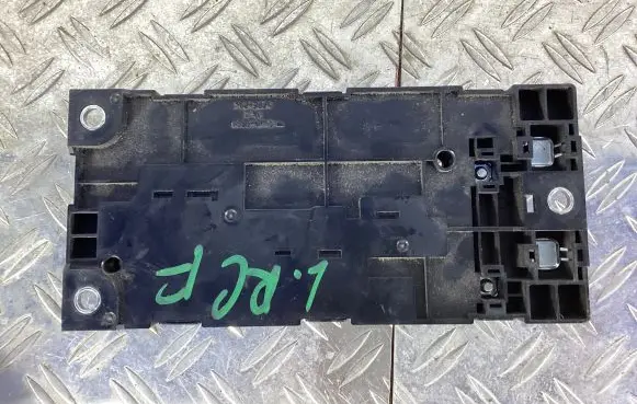 Lexus RC Battery control module 71405084 71405539 G384148030