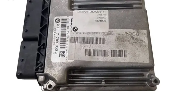BMW 3 E90 E91 Engine control unit/module 7799855 0281012754 7801086