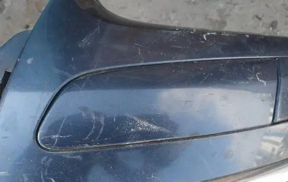 Volkswagen Jetta V Front bumper splitter molding 