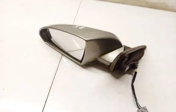 Nissan Primera Front door electric wing mirror 96302BA420