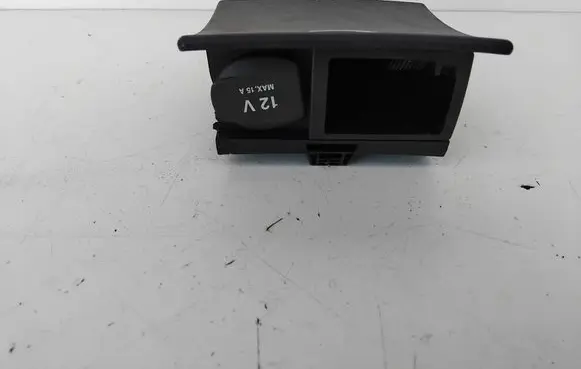 Mercedes-Benz E W212 Ashtray (rear) 81715