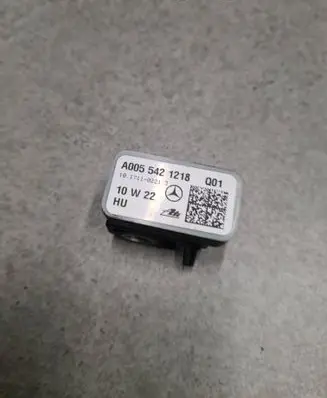 Mercedes-Benz C W204 Airbag deployment crash/impact sensor A0055421218