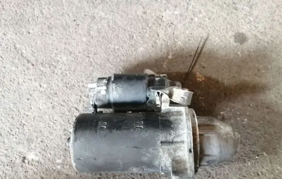 Mercedes-Benz C W202 Starter motor 0001107037