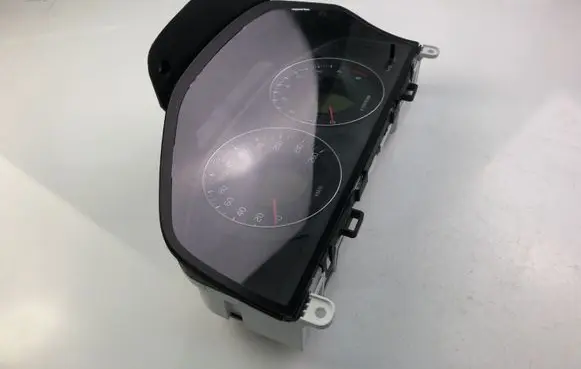 Volvo V70 Speedometer (instrument cluster) 30786622AB