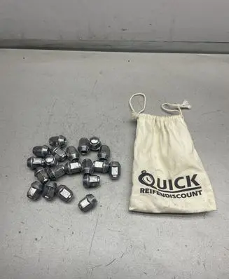 Toyota Avensis T220 Nuts/bolts 