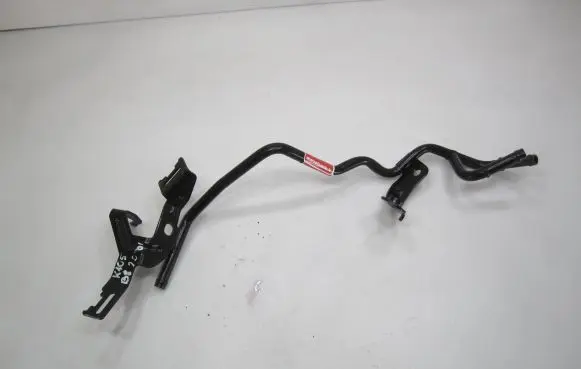 Volkswagen PASSAT B8 Engine coolant pipe/hose 04L121070AB