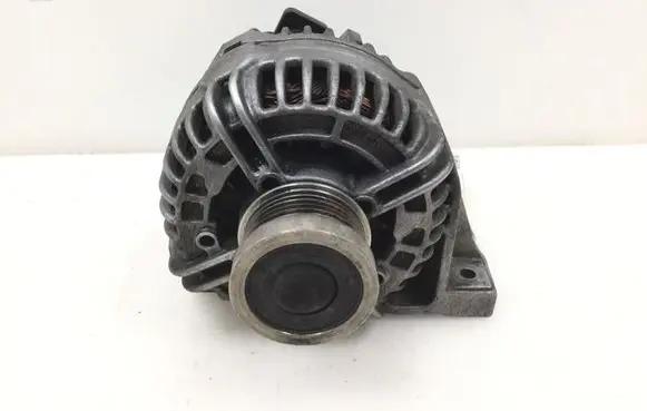 Volvo V70 Generator/alternator 0124525029