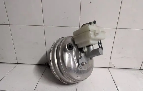 BMW 5 E60 E61 Brake booster 296765937051 29676593705T
