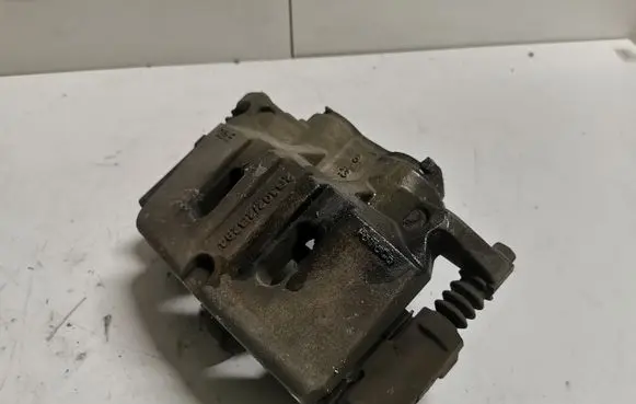 Ford Mustang V Front brake caliper FR3C2011FE
