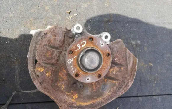 Citroen C5 Rear wheel hub