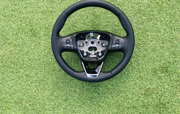 Ford Kuga III Steering wheel