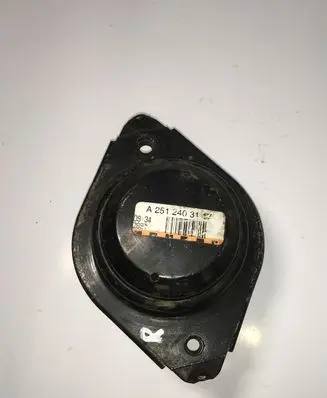 Mercedes-Benz ML W164 Engine mount bracket A2512403117