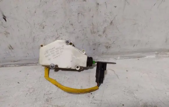 Fuel tank cap lock motor