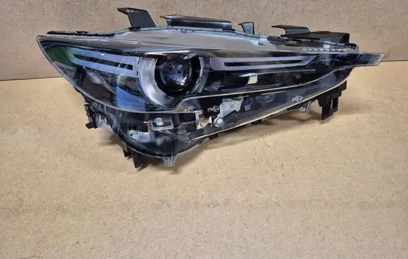 Mazda CX-5 II Headlight/headlamp KB8N51030