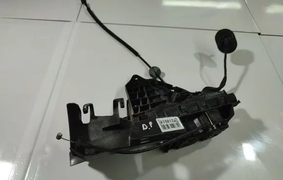 Ford Focus Front door lock 