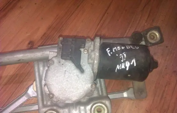 Ford Mondeo MK I Wiper motor