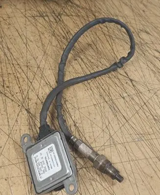 Mercedes-Benz C W205 Lambda probe sensor A0009051512