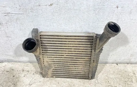 Audi Q7 4L Intercooler radiator 7l6145804a