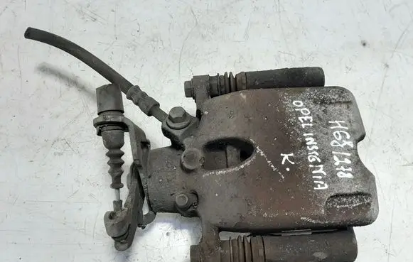 Opel Insignia A Rear brake caliper 