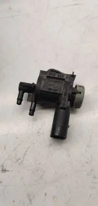 Volkswagen PASSAT B6 Turbo solenoid valve 1K0906283A