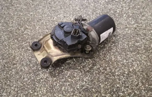 Mazda 626 Wiper motor