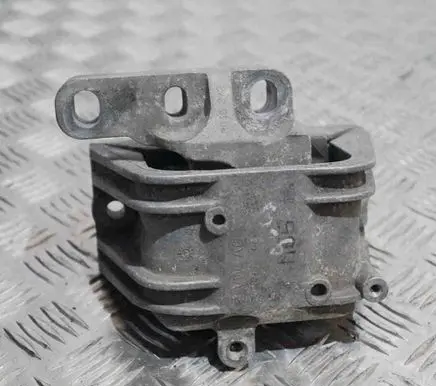 Volkswagen Golf VI Engine mount bracket 1K0199262P