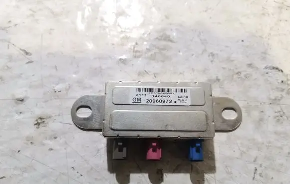 Chevrolet Volt I Aerial antenna amplifier 20960972