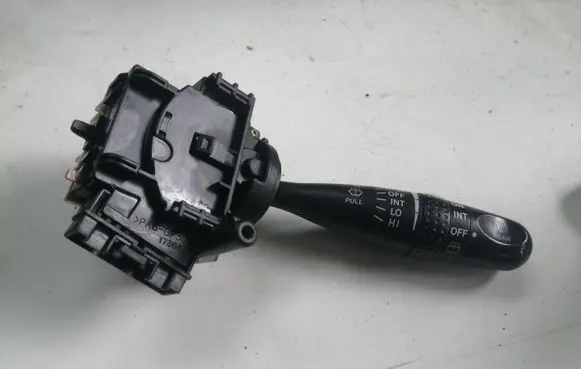 Toyota Corolla Verso E121 Wiper speed switch 173647