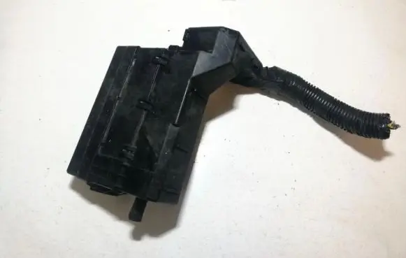 Nissan Primera Fuse box set 24381au000