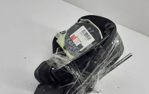 Opel Zafira B Front seatbelt 560834901