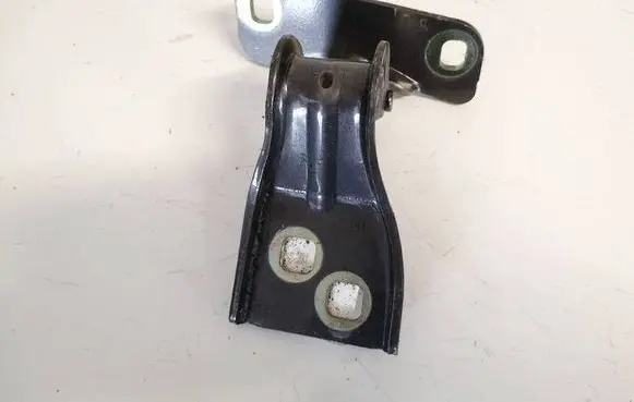 Opel Astra J Tailgate/trunk/boot hinge 13275575