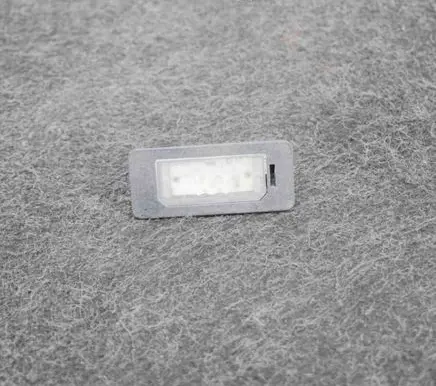 BMW 2 F22 F23 Number plate light 7193293