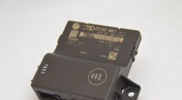 Audi A4 S4 B8 8K Gateway control module 8T0907468P 8T0907468K