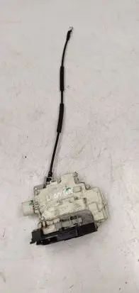 Seat Leon (1P) Rear door lock 1P0839015