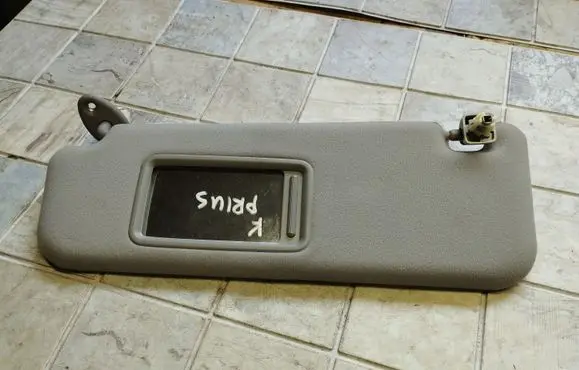 Toyota Prius (XW20) Sun visor