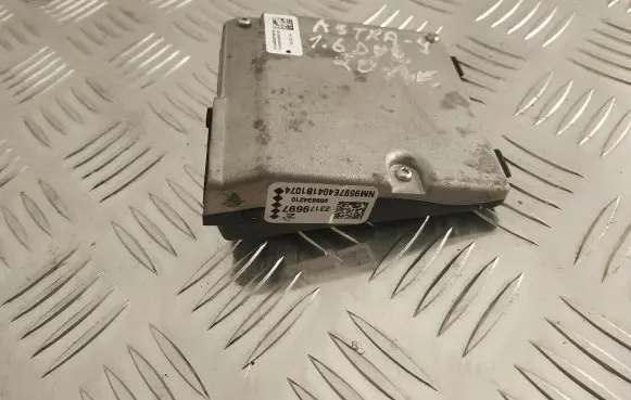 Opel Astra J Video control module 958834210 23189697