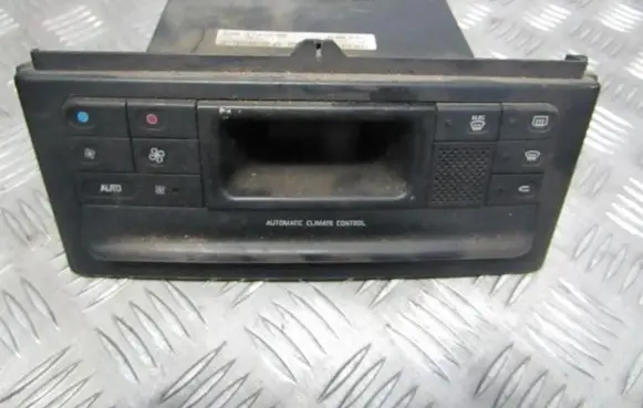 Renault Laguna I Climate control unit 9140010048 7700822862a