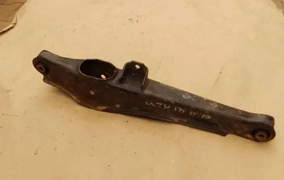 Mitsubishi Outlander Rear control arm 1243214