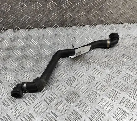 Mercedes-Benz GLC X253 C253 Engine coolant pipe/hose A2535010584