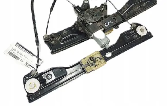 Opel Adam Front door electric window regulator 13350350