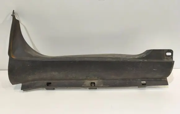 Iveco Daily 4th gen Side skirt front trim 504160334