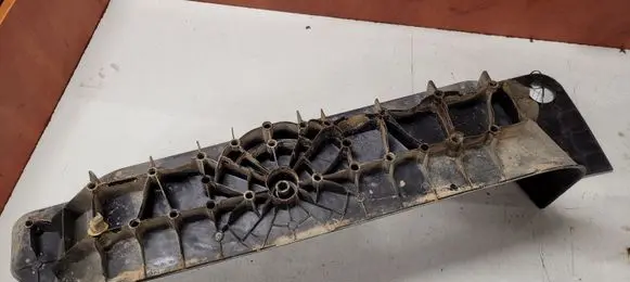Front sill trim cover