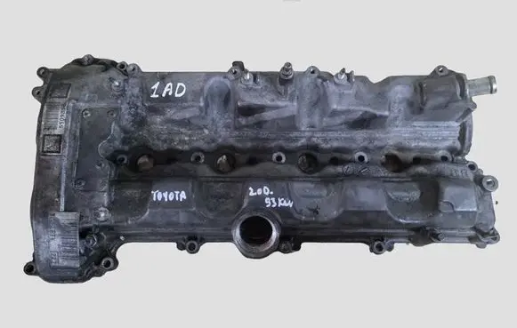 Toyota Avensis T250 Rocker cam cover 5509898