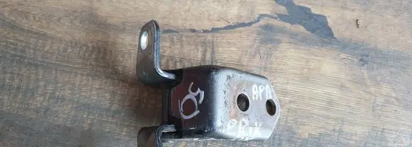 Mazda 2 Front door lower hinge 