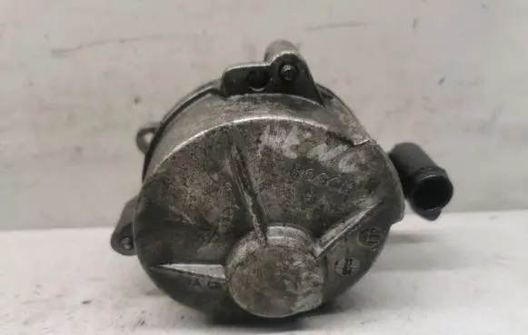 Renault Trafic II (X83) Vacuum pump
